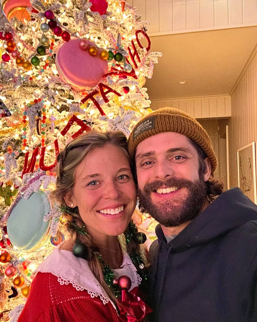 Thomas Rhett Can't Stop Laughing Over Wife Lauren Climbing Ladder to Decorate Tall Christmas Tree 