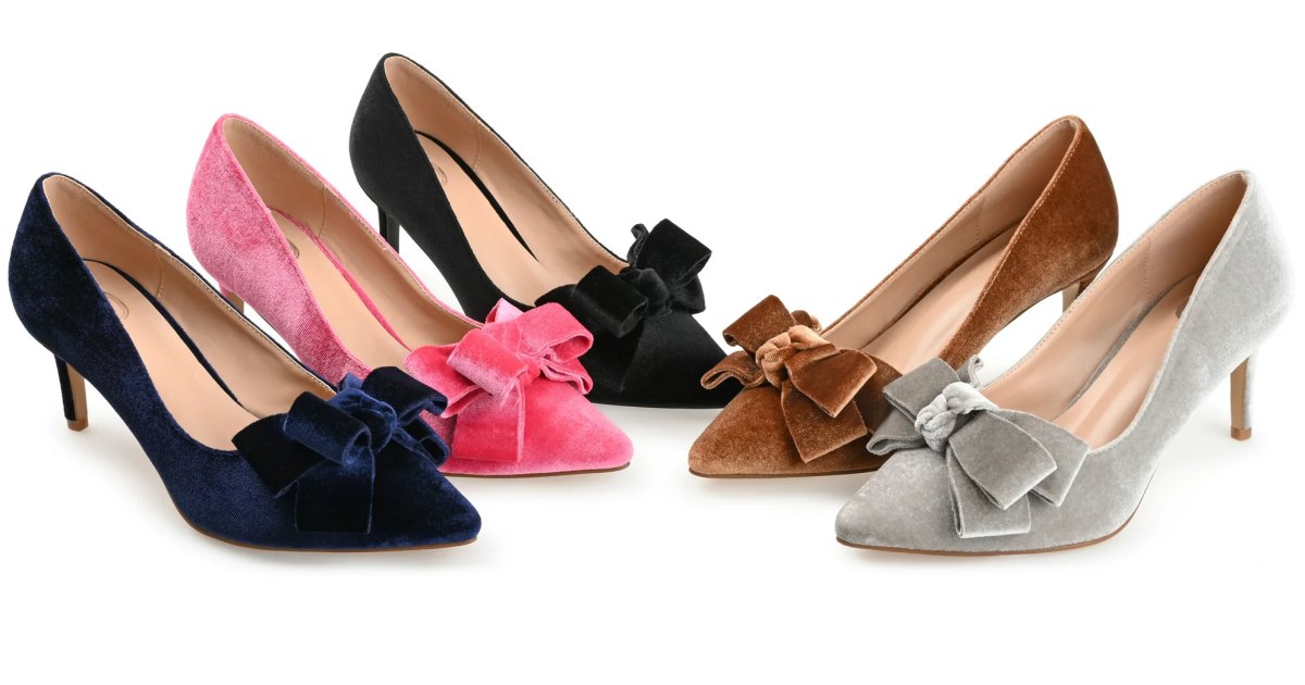 Shoppers Swear These Bestselling Stilettos Are the ‘Perfect’ Shoes for the Holidays Shoppers Swear These Bestselling Stilettos Are the ‘Perfect’ Shoes for the Holidays