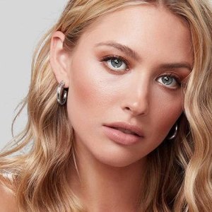 Pavoi Huggie Earrings