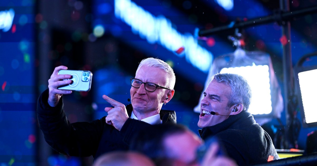 Andy Cohen and Anderson Cooper s Funniest Televised New Year s Eve Moments 2