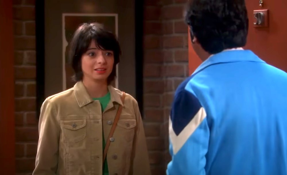'Big Bang Theory' Alum Kate Micucci Is 'All Good' After Undergoing Lung Cancer Surgery