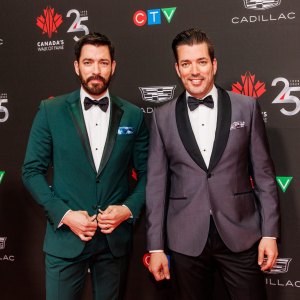 Drew and Jonathan Scott Bring Cheer in Celebrity IOU Season 7