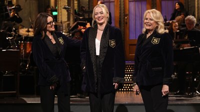 Emma Stone Makes ‘Herstory’ in SNL's Five-Timers Club: Who Else is a Member