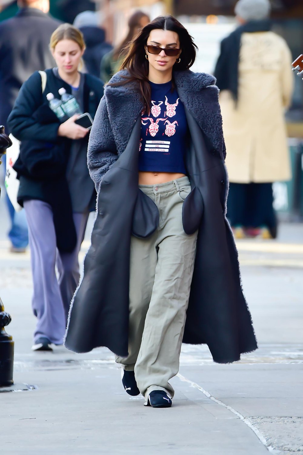 Feature Emily Ratajkowski Makes a Case for a Cold Weather Crop Top