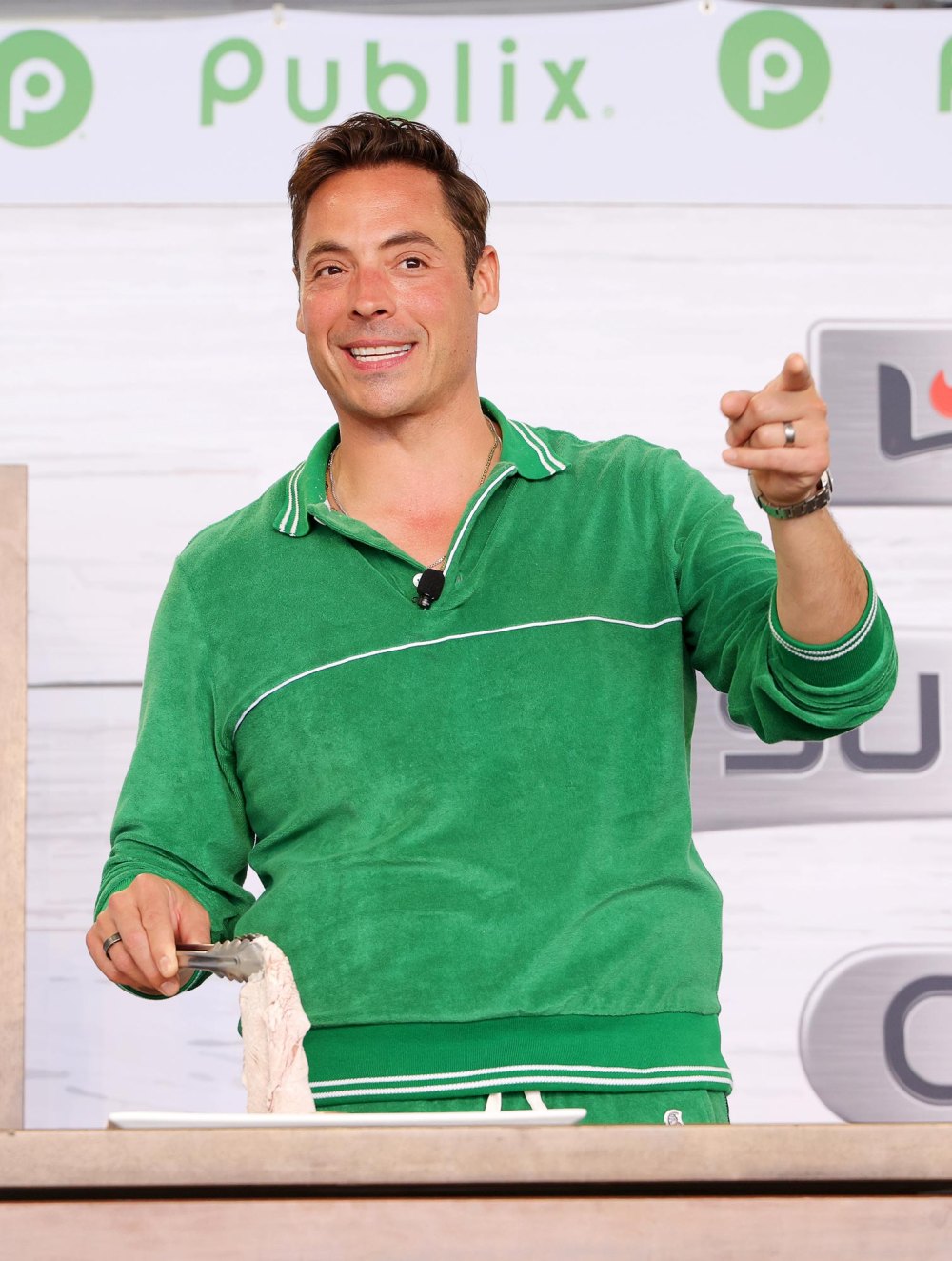 Food Networks Jeff Mauro Shares Which Trendy Food Items You Should Dish and Ditch 567