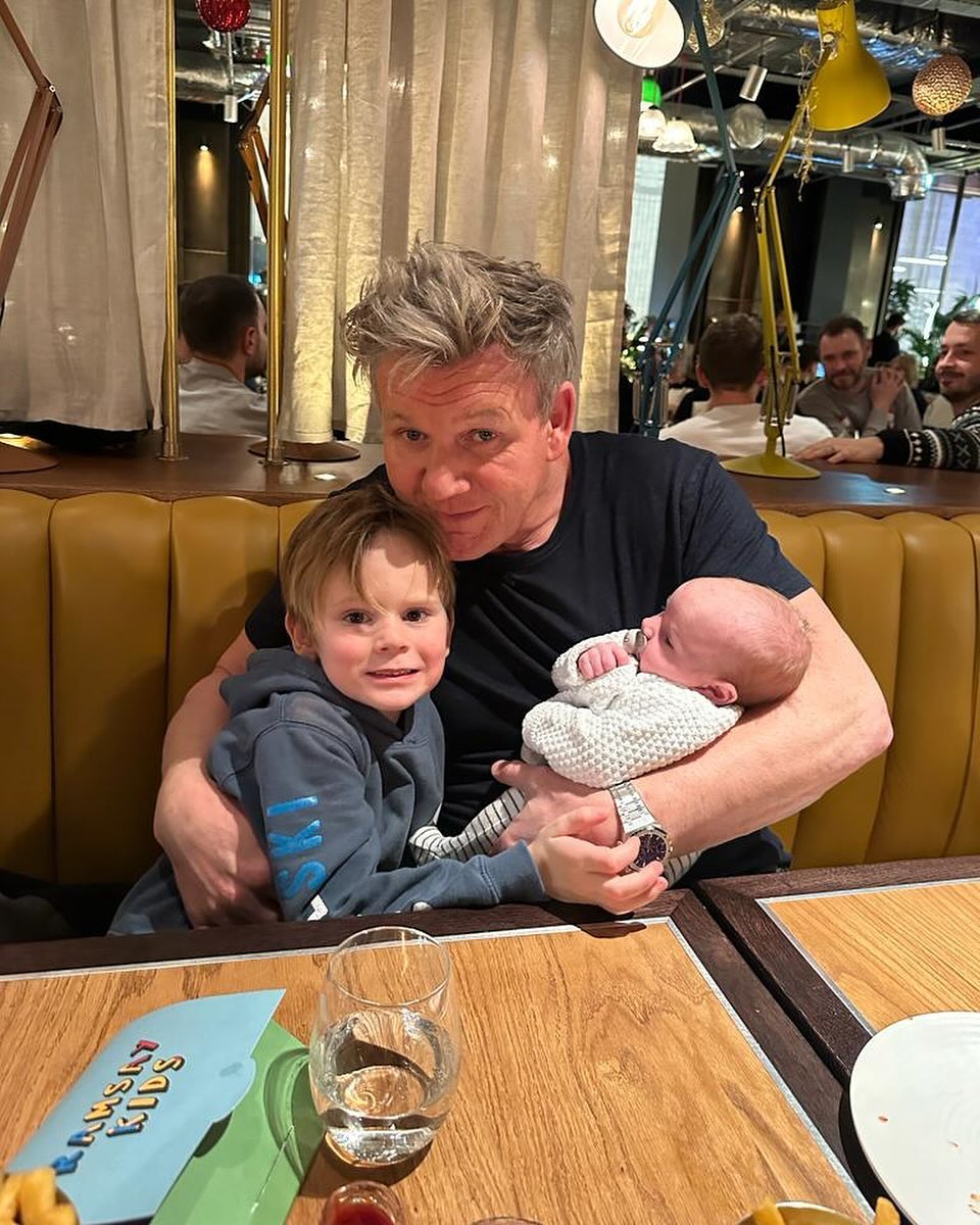 Gordon Ramsey Cuddles Up With 2 Youngest Sons to Kick Off Family Holiday