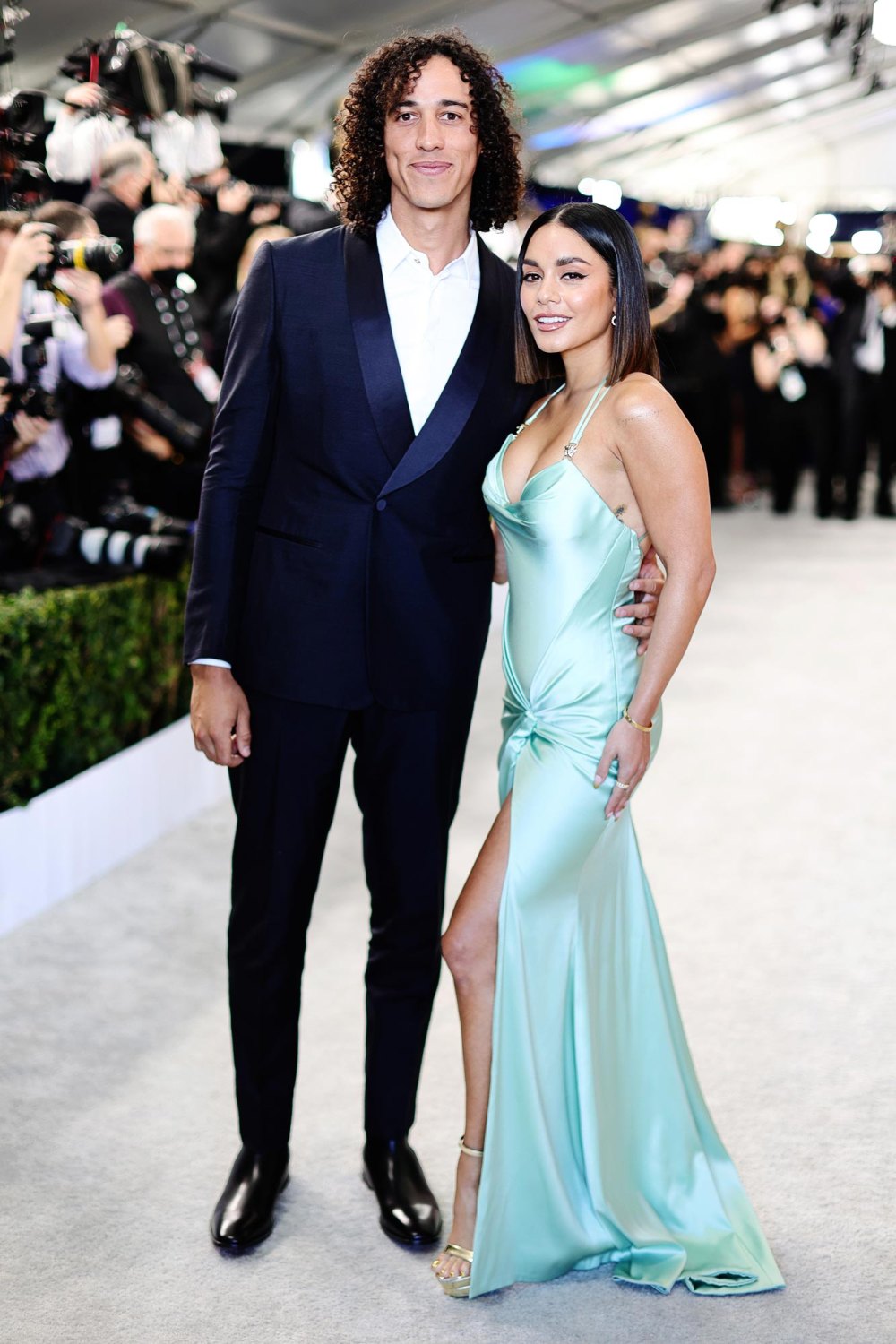 How Vanessa Hudgens and Cole Tucker Celebrated Their 1st Christmas as Husband and Wife 596