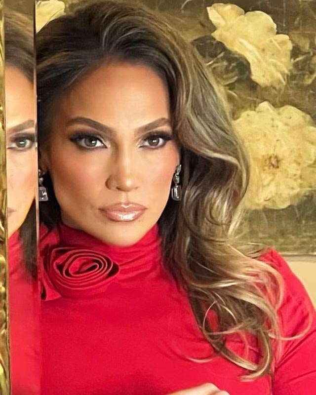 Jennifer Lopez Shows Off Ravishing Red Dress She Wore at Annual Holiday Party With Ben Affleck 412