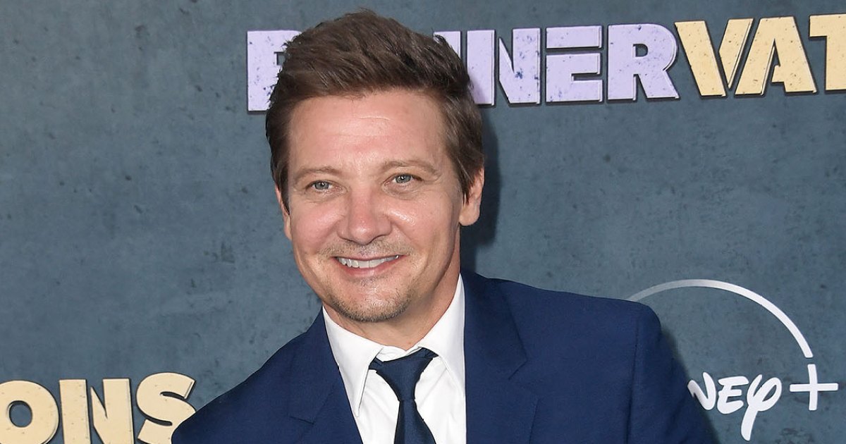 Jeremy Renner visits hospital 1 year later