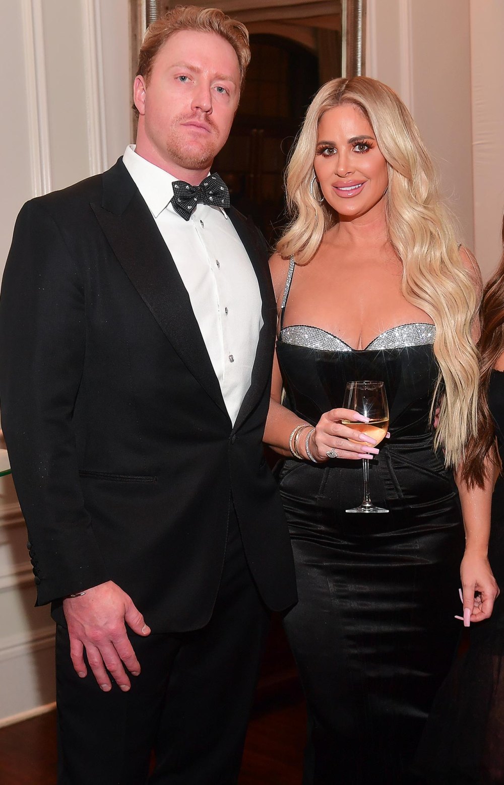 Kim Zolciak and Kroy Biermann Ordered to Complete Divorce Mediation by End of January 092
