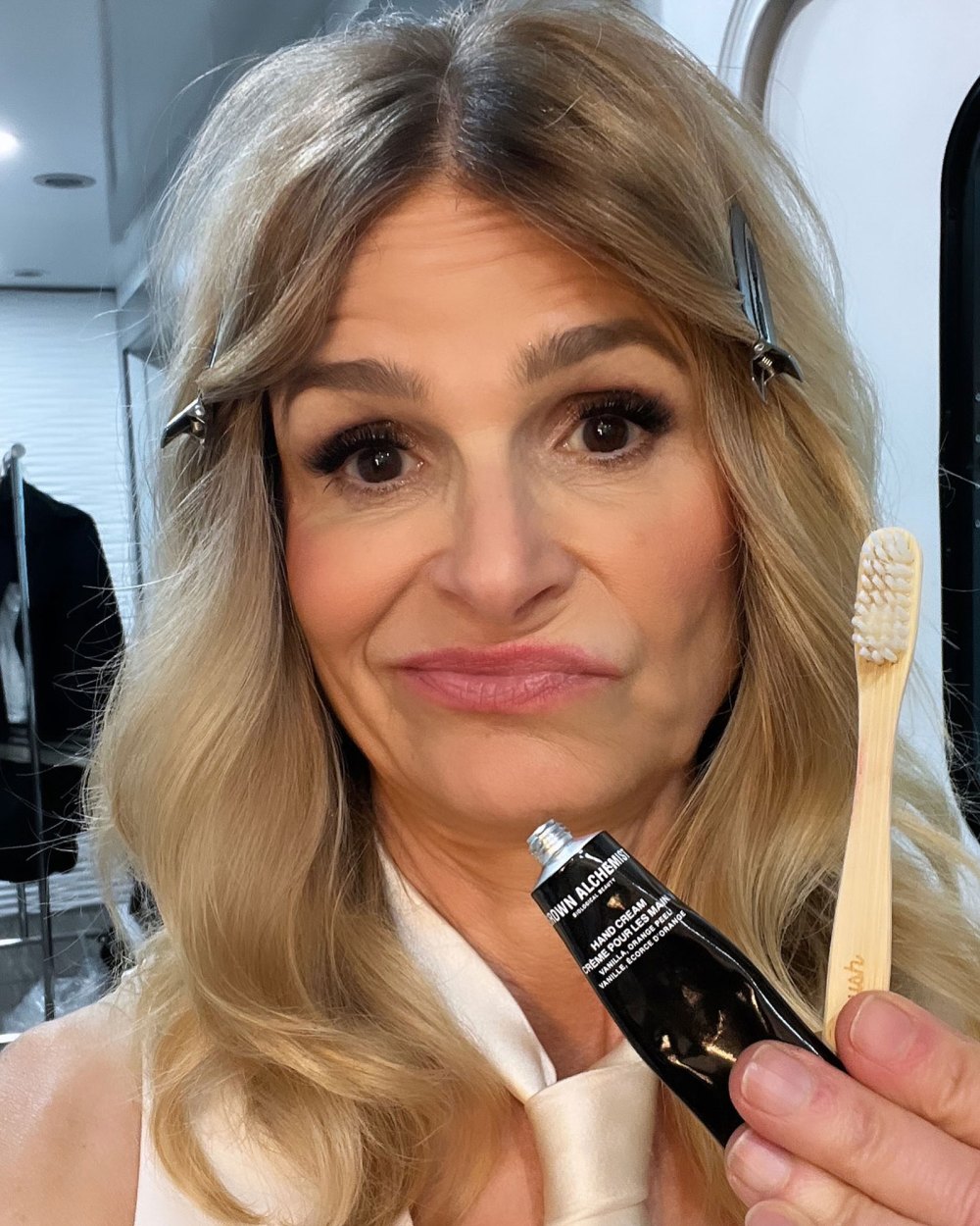Kyra Sedgwick Accidentally Brushes Her Teeth With Hand Cream