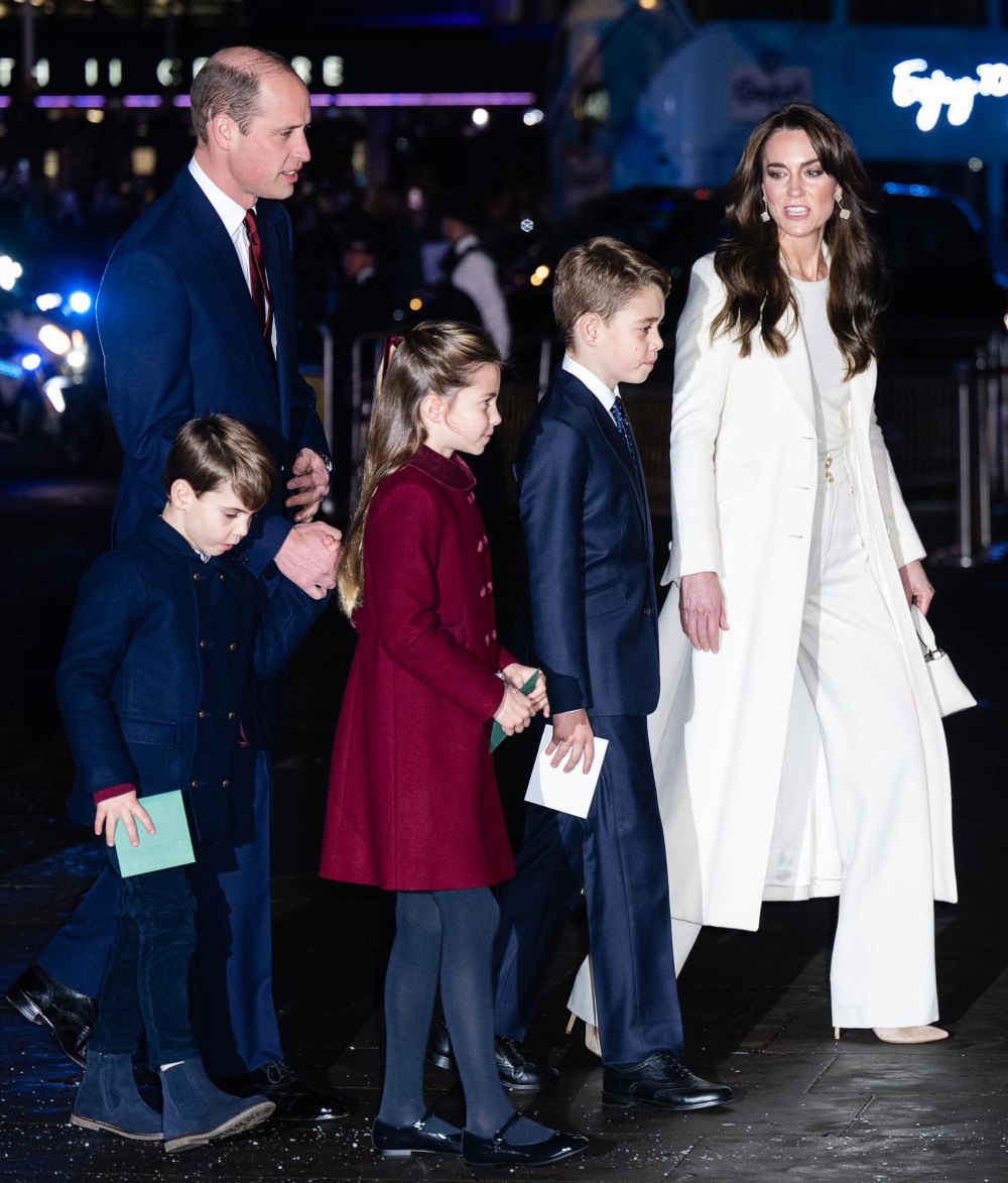 Prince William and Kate Middleton Get in Festive Spirit With All 3 Kids at Royal Christmas Concert 023