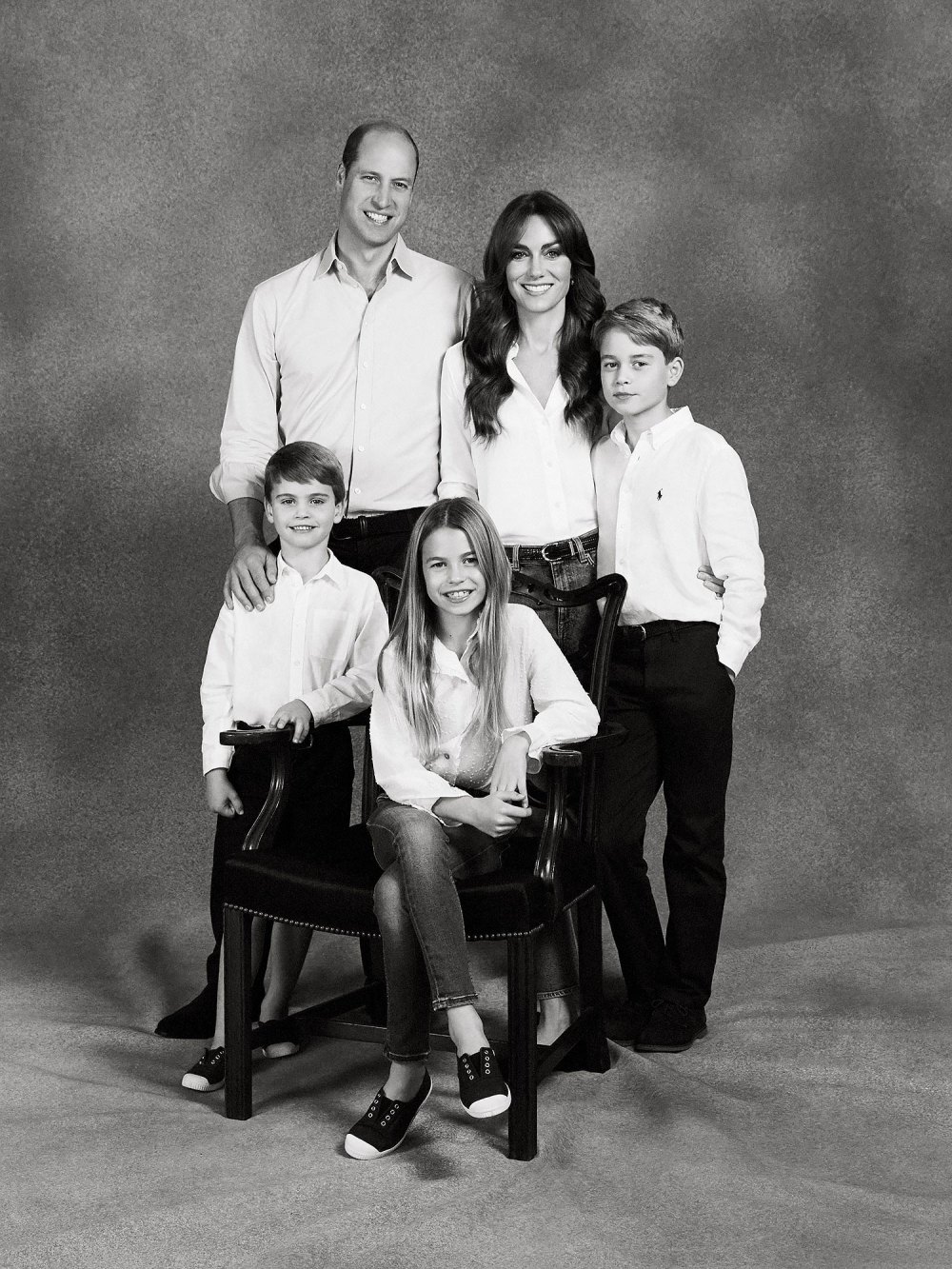 Prince William and Princess Kate Middleton Are ‘Embarrassed’ Over Holiday Card Photoshop Fail