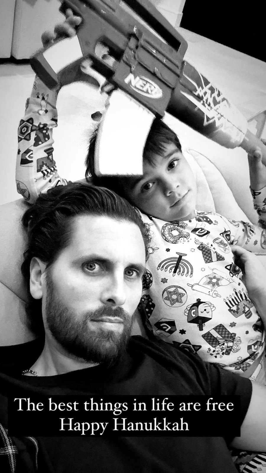 Scott Disicks Son Reign acc Cute Hanukkah Pajamas on 2nd Night Best Things in Life Are Free