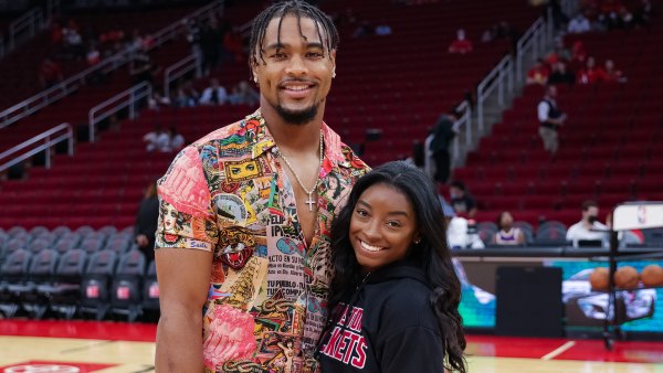 Simone Biles and Jonathan Owens attend a game between the Houston Rockets and the Los Angeles Lakers