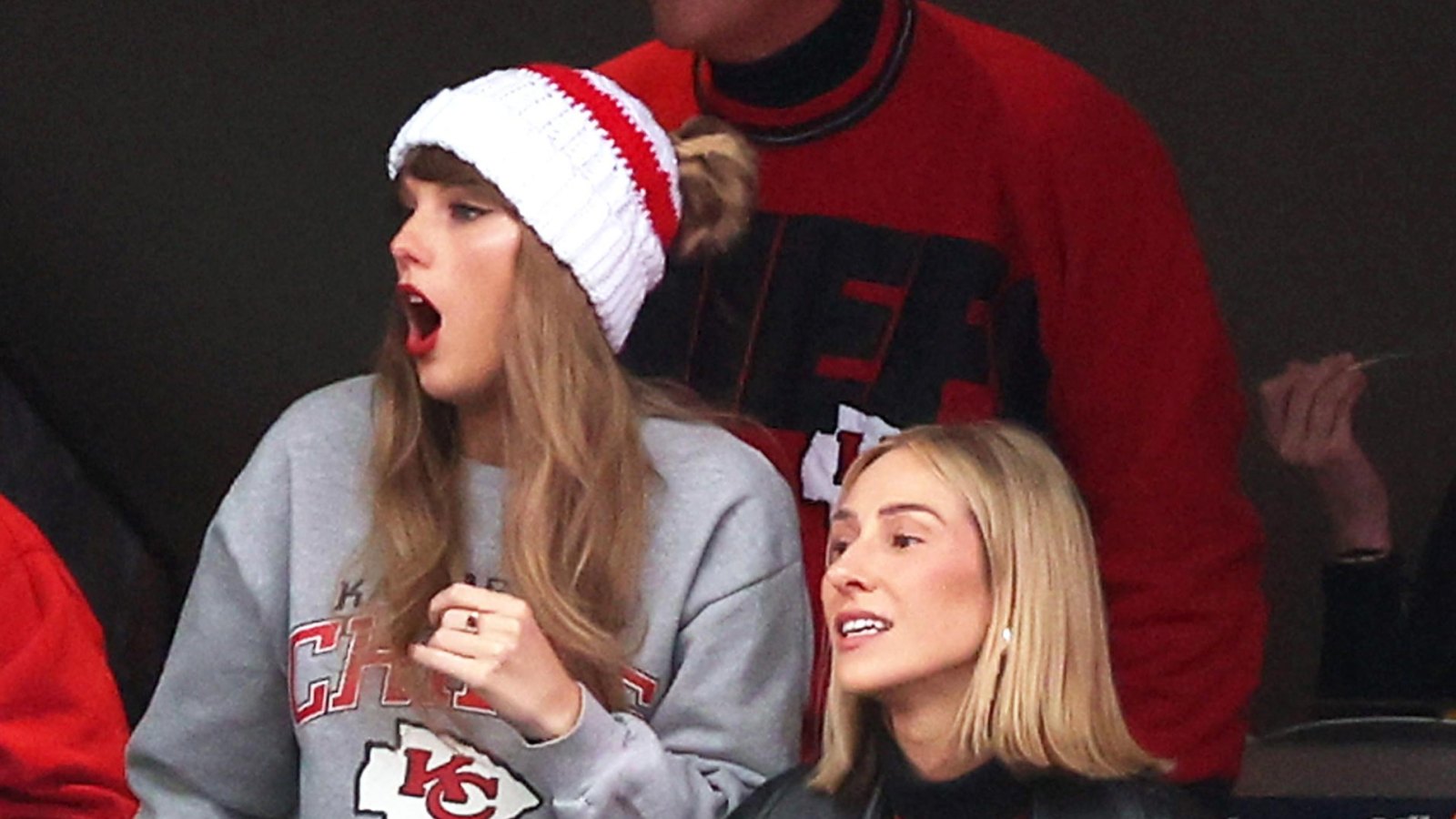 Taylor Swift Yells After Travis Kelce Falls During Kansas City Chiefs Game