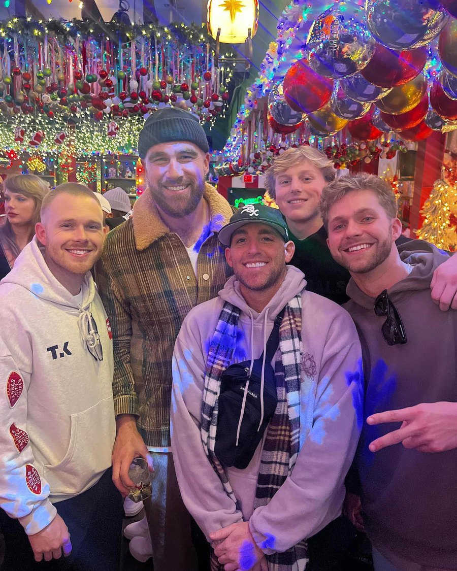 Taylor Swift and Travis Kelce Get Cozy at Christmas Party After Kansas City Chiefs Game 069