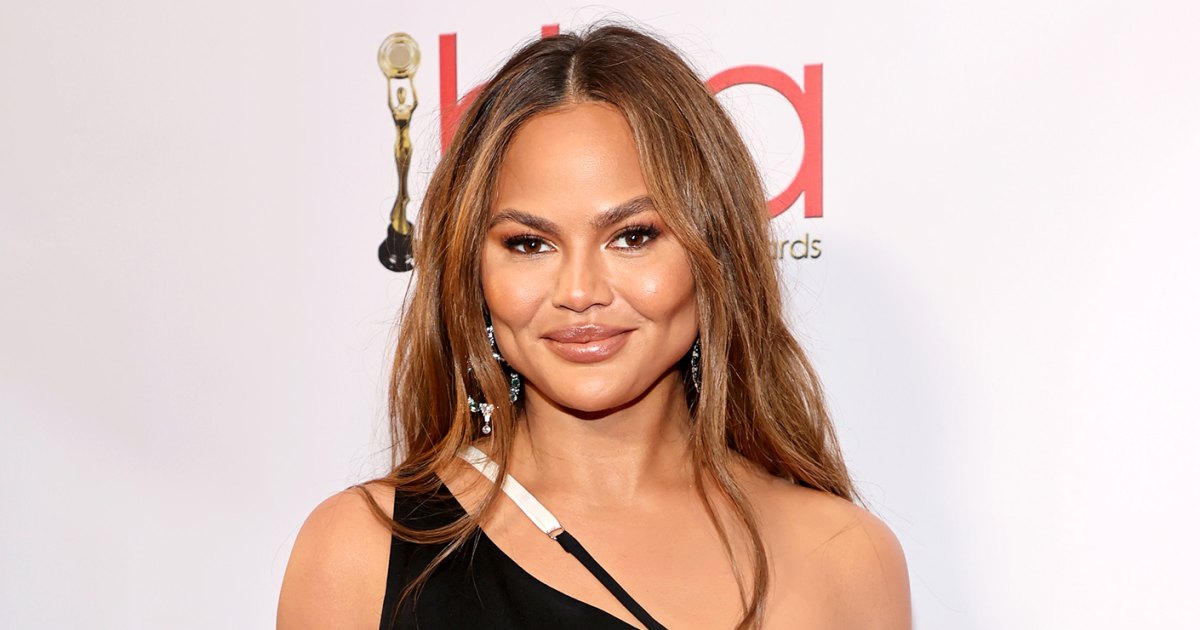 chrissy teigen says she saw late son jack after completing ketamine therapy session feature