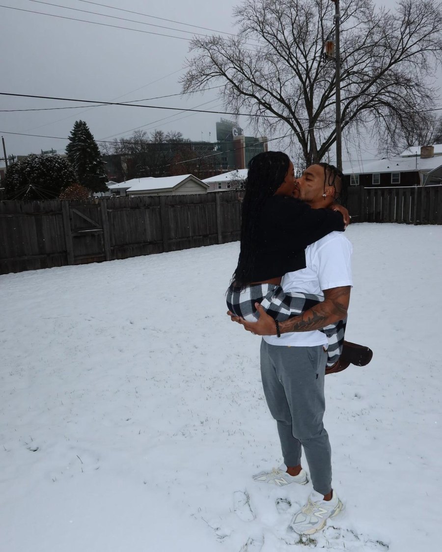 Simone Biles Is in a Packers Wonderland With Husband Jonathan Owens Ahead of Snowy Chiefs Game
