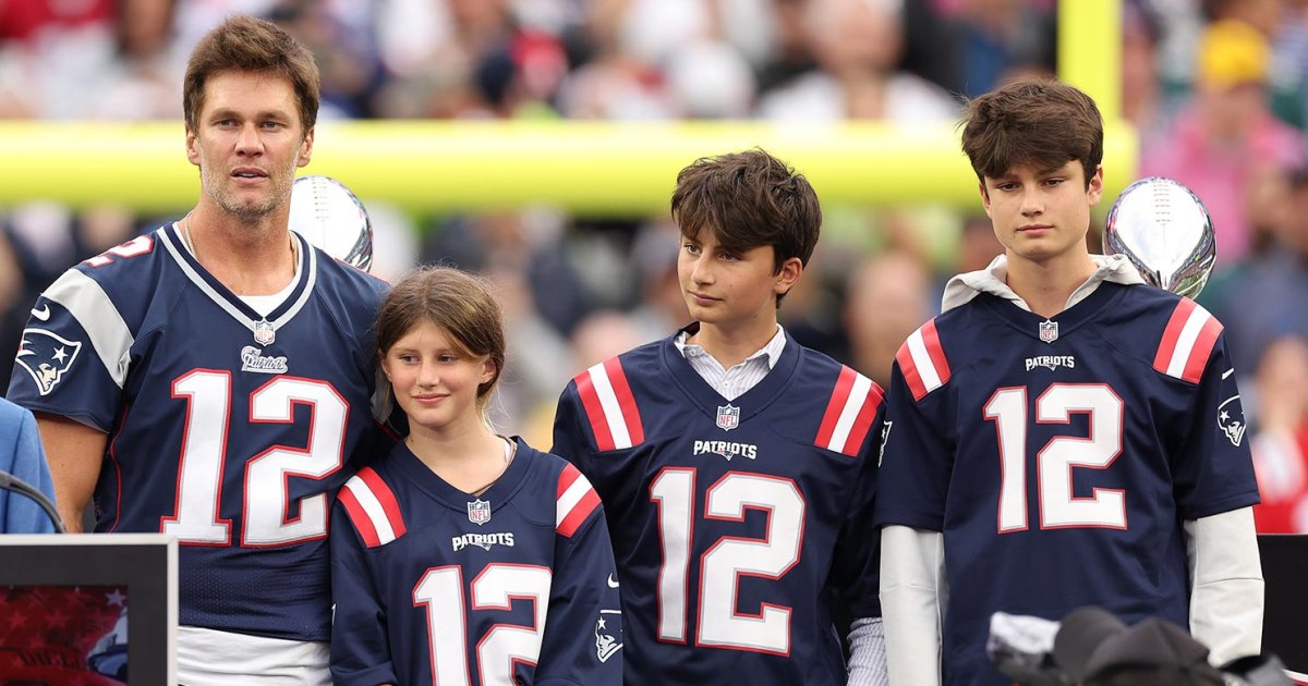 Tom Brady Shares Sweet Snaps from Holiday Ski Trip With His Kids Tom Brady Shares Sweet Snaps from Holiday Ski Trip With His Kids