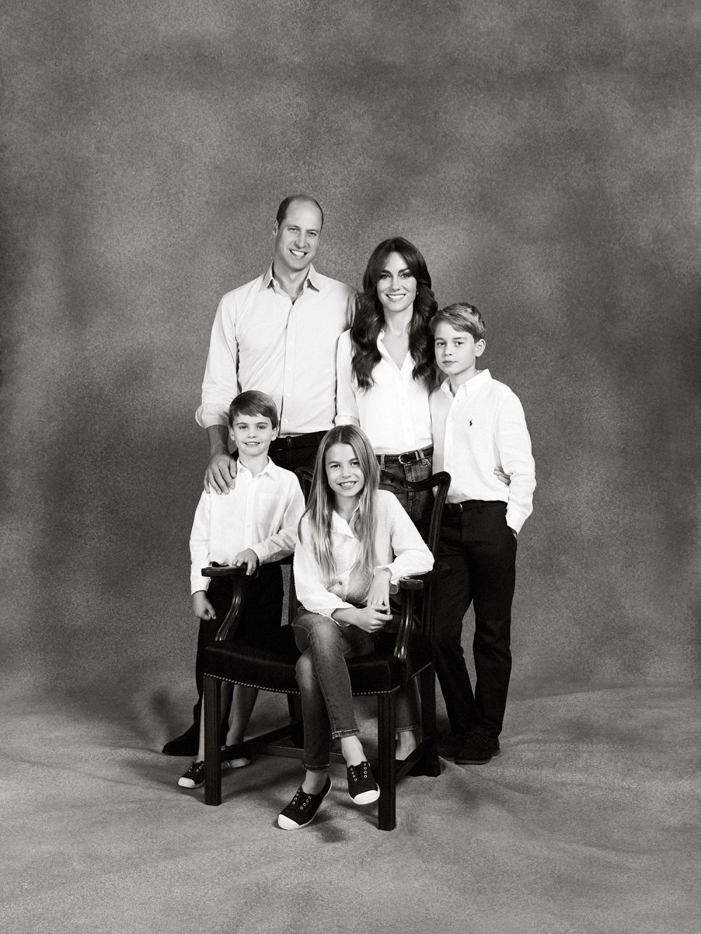 Prince William and Kate Middleton's 3 Kids Look All Grown Up in 2023 Christmas Card Portrait