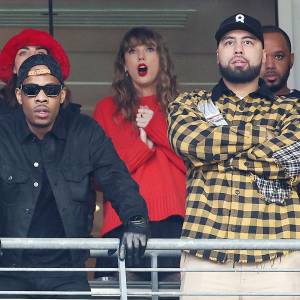 Baltimore Ravens Troll Taylor Swift and Chiefs Fans With Swag Surfing Touchdown Dance