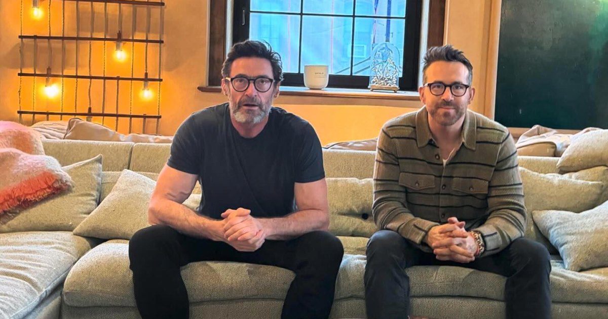 Ryan Reynolds Shares Rare Glimpse at NYC Pad While Hanging With Hugh Jackman Ryan Reynolds Shares Rare Glimpse at NYC Pad While Hanging With Hugh Jackman