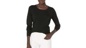 Amazon Essentials Women's Long-Sleeve Lightweight Crewneck Sweater