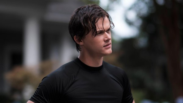 Christopher Briney Points Out the Unreal Expectations Featured on The Summer I Turned Pretty