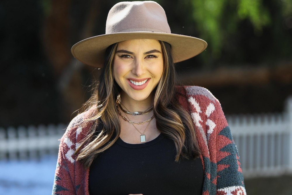 Daniella Monet Hilariously Sings Chicago From Victorious Over a Decade After the Show Ended