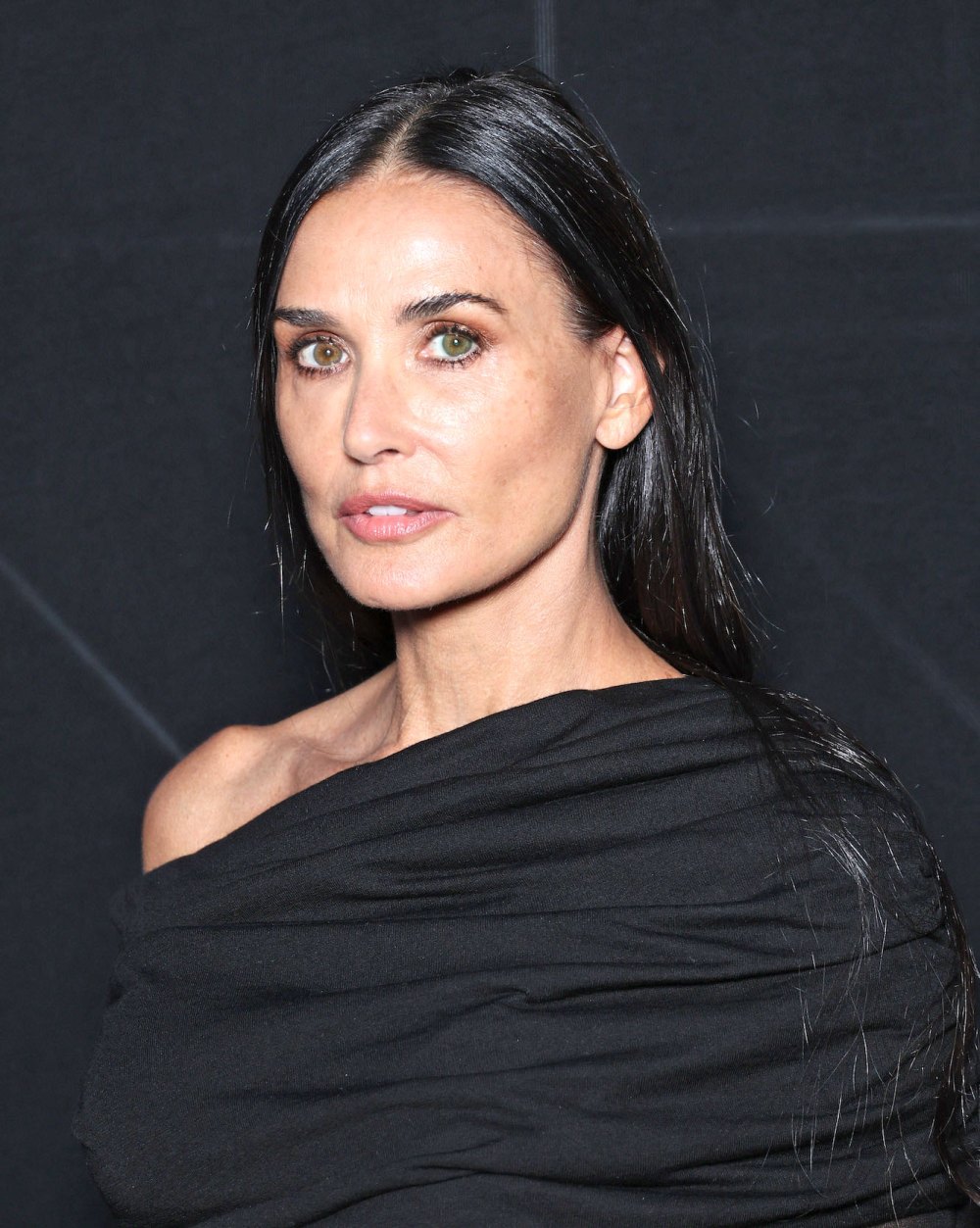 Demi Moore Sends Message to Families Struggling With Dementia