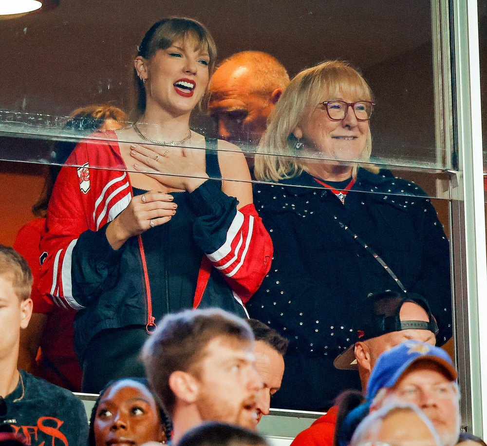 Every Time Taylor Swift Attended an NFL Game to Cheer for Travis Kelce 200