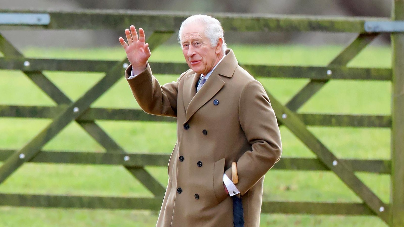 Feature King Charles III Arrives at a London Hospital to Undergo Enlarged Prostate Surgery