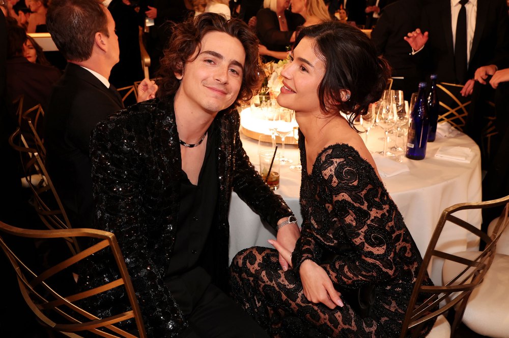 Feature Kylie Jenner Kisses Timothee Chalamet During Surprise Appearance at 2024 Golden Globes