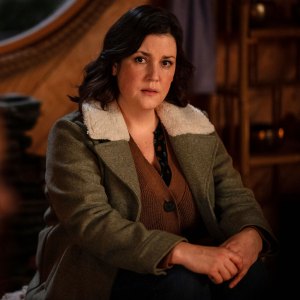 Feature Yellowjackets Star Melanie Lynskey Reveals Why She Won't Be at the Emmys Despite Being Nominated