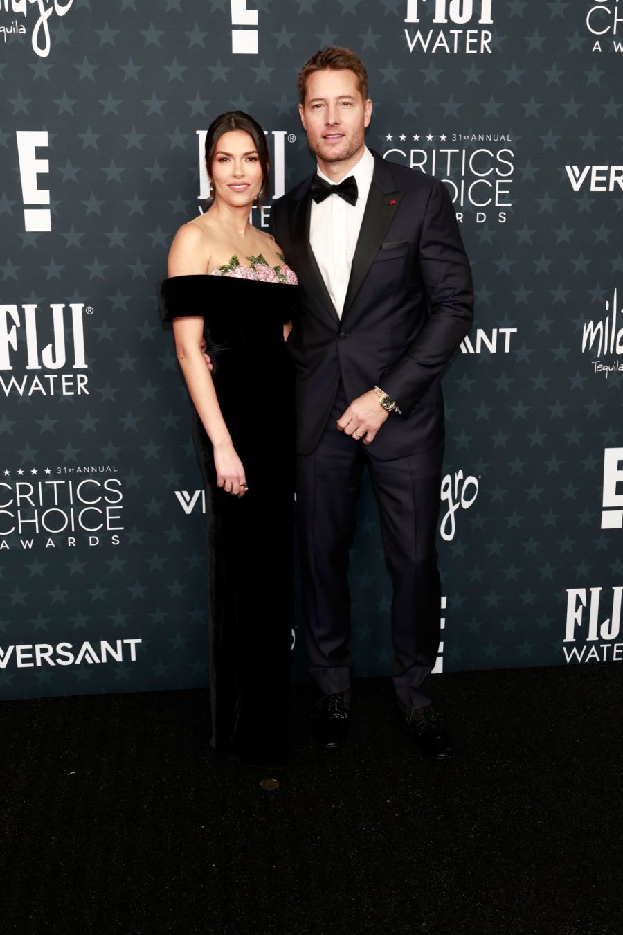 GettyImages-2254765411-sofia-pernas-justin-hartley-red-carpet
