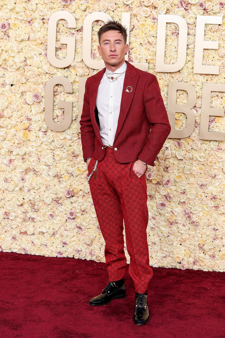 Jacob Elordi Barry Keoghan and Saltburn Cast Didn t Need a Bathtub to Steal the Show at 81st Golden Globes 827