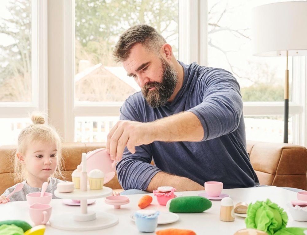 Jason Kelce and Kylie Kelce Are Adorable With Their Kids in Pottery Barn Ad 604