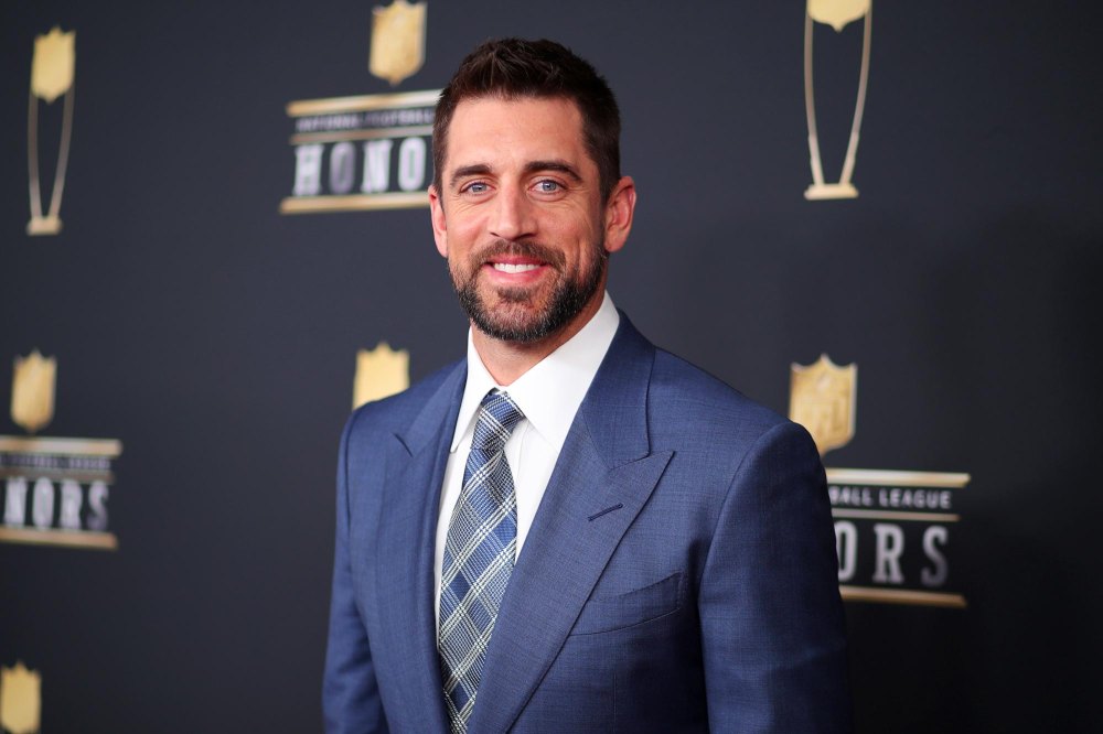 Jimmy Kimmel Claps Back at Aaron Rodgers for Jeffrey Epstein Connection Accusations 700