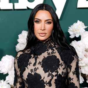 Kim Kardashian on Tanning Beds