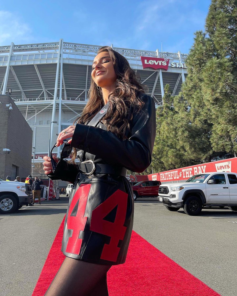 Kristin Juszczyk Has Reinvented Game Day Style to Cheer on Husband Kyle Juszczyk and the 49ers 909
