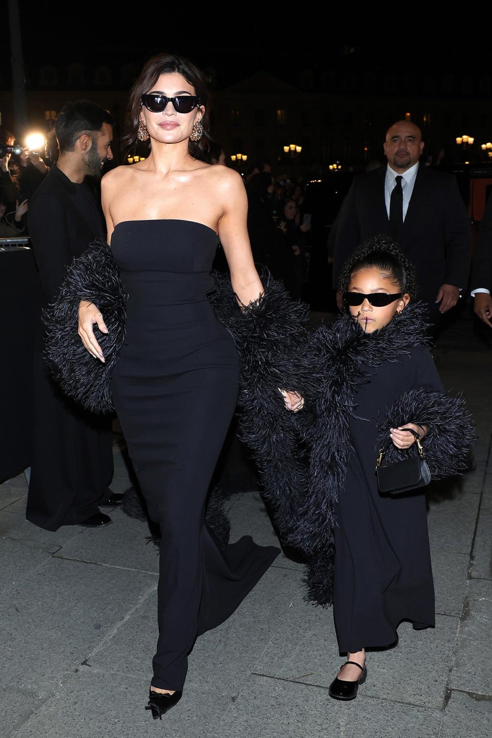 Kylie Jenner and Daughter Stormi Twin in Black at Paris Fashion Week ...