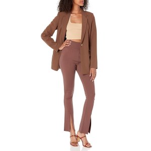 Minimalist outfit