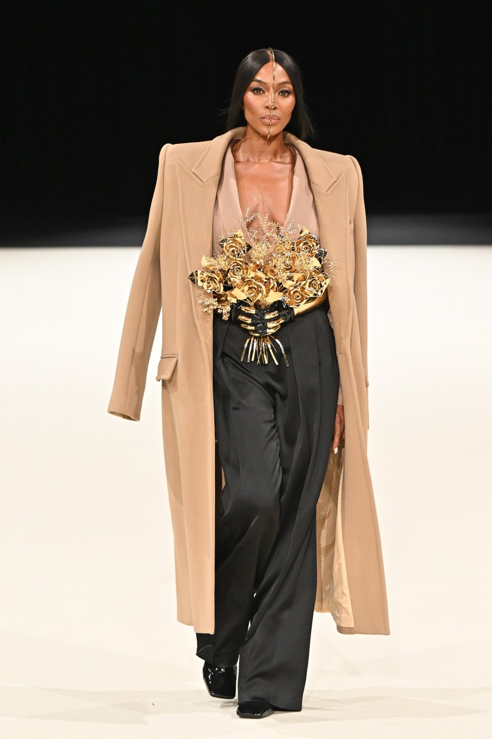 Naomi Campbell Closes Out Balmain Menswear Show at Paris Fashion Week