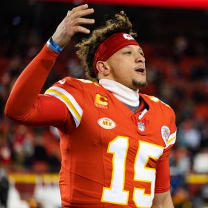 Patrick Mahomes Hypes Up Teammates in Locker Room Up After Kansas City Chiefs Beat the Buffalo Bills 031