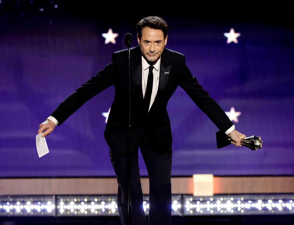 Robert Downey Jr Says Acting Was Compared to Bed Locked Fart While Accepting Critics Choice Award