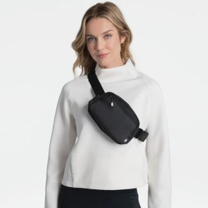 Lolë belt bag