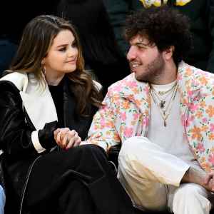 Selena Gomez and Benny Blanco Debut as a Couple Featured Courtside PDA at Lakers Game 12