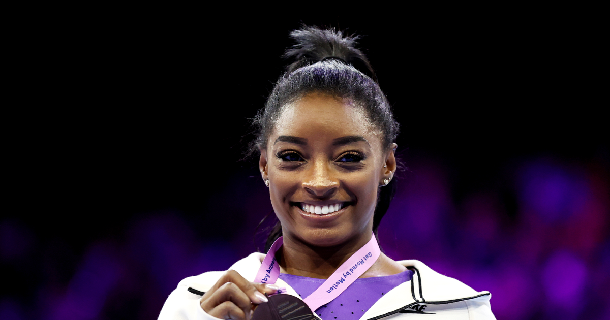 Simone Biles Slays Game Day in These Affordable False Lashes Simone Biles Slays Game Day in These Affordable False Lashes