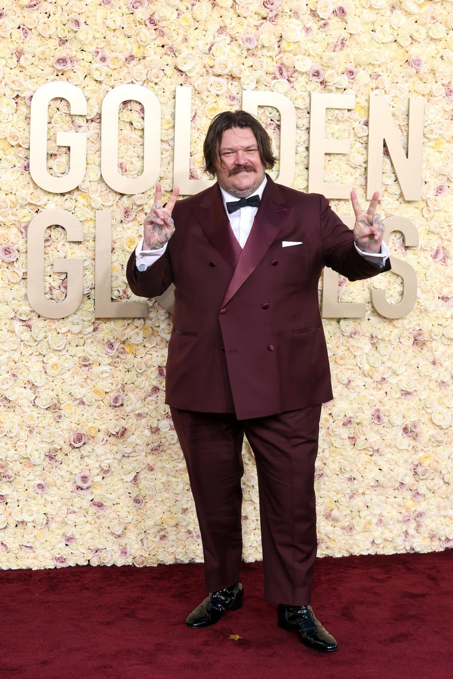 The Bear Cast Leaves the Kitchen to Heat Up the Golden Globes Red Carpet